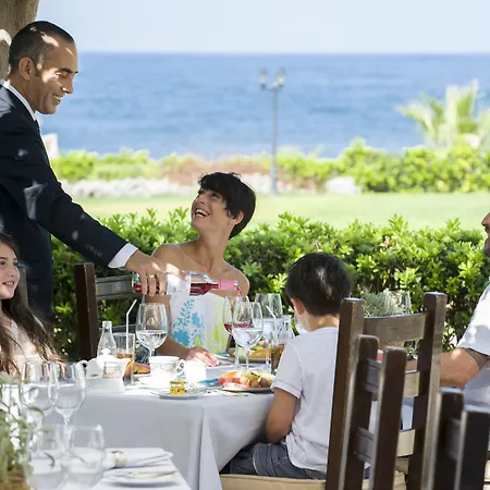 度假村 极乐豪华酒店 5*