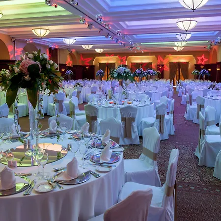 极乐豪华酒店 度假村